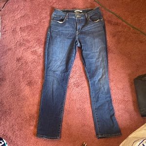 Levi’s mid rise skinny jeans